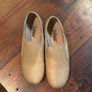 Balera Kids Slip On Tap Shoes. Box included.